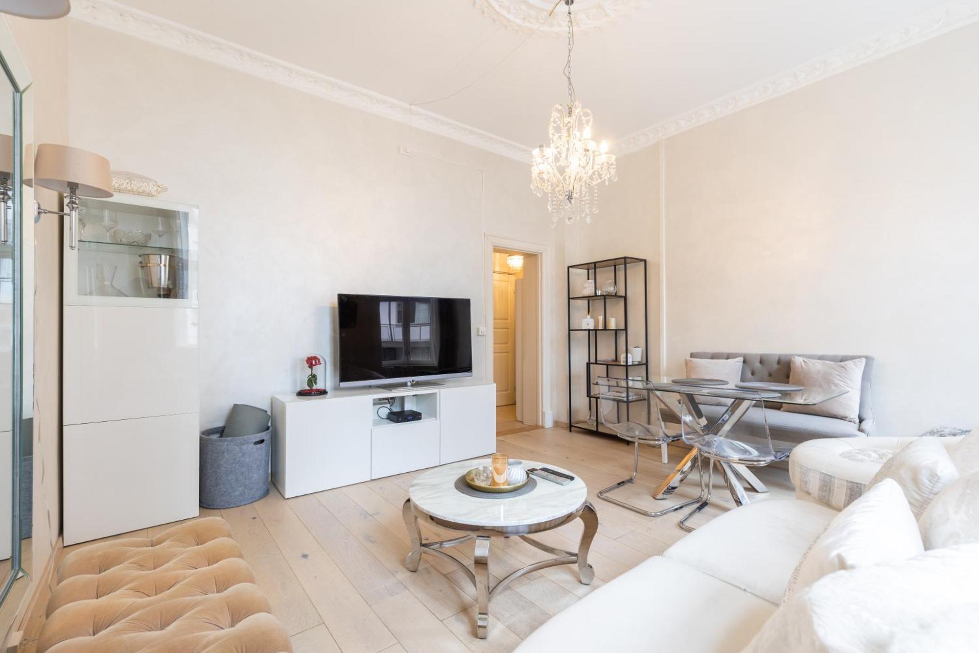 Royal Neighbourhood Elegant Flat In Central ออสโล ภายนอก รูปภาพ